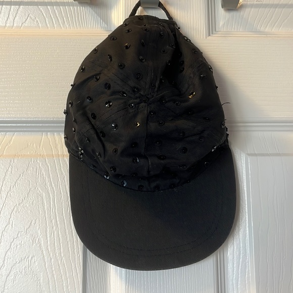Women’s Sequinned Baseball Cap Black Hat Glittery Pretty Summer Outdoors Sporty - Picture 2 of 5